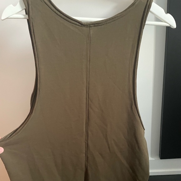 Mens Distressed Tank Top - Picture 5 of 7